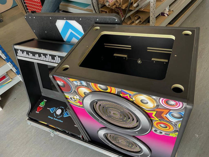 Flight case for dance machine