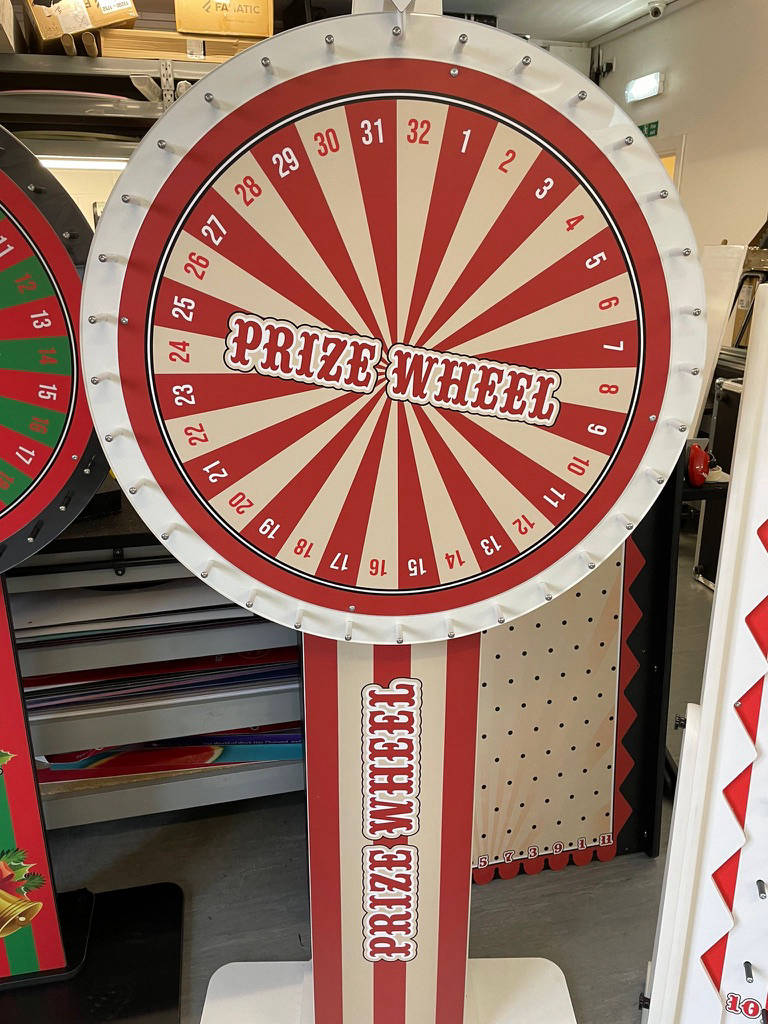 Wheel of fortune game and custom promotional wheels