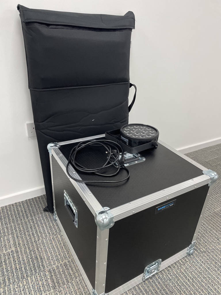 Safe cracker flight cases and padded bags