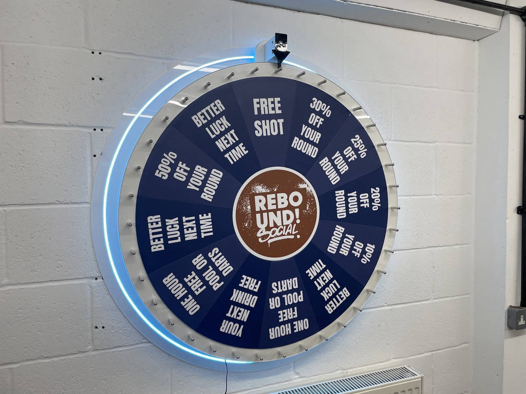 Wall mounted spinning wheel
