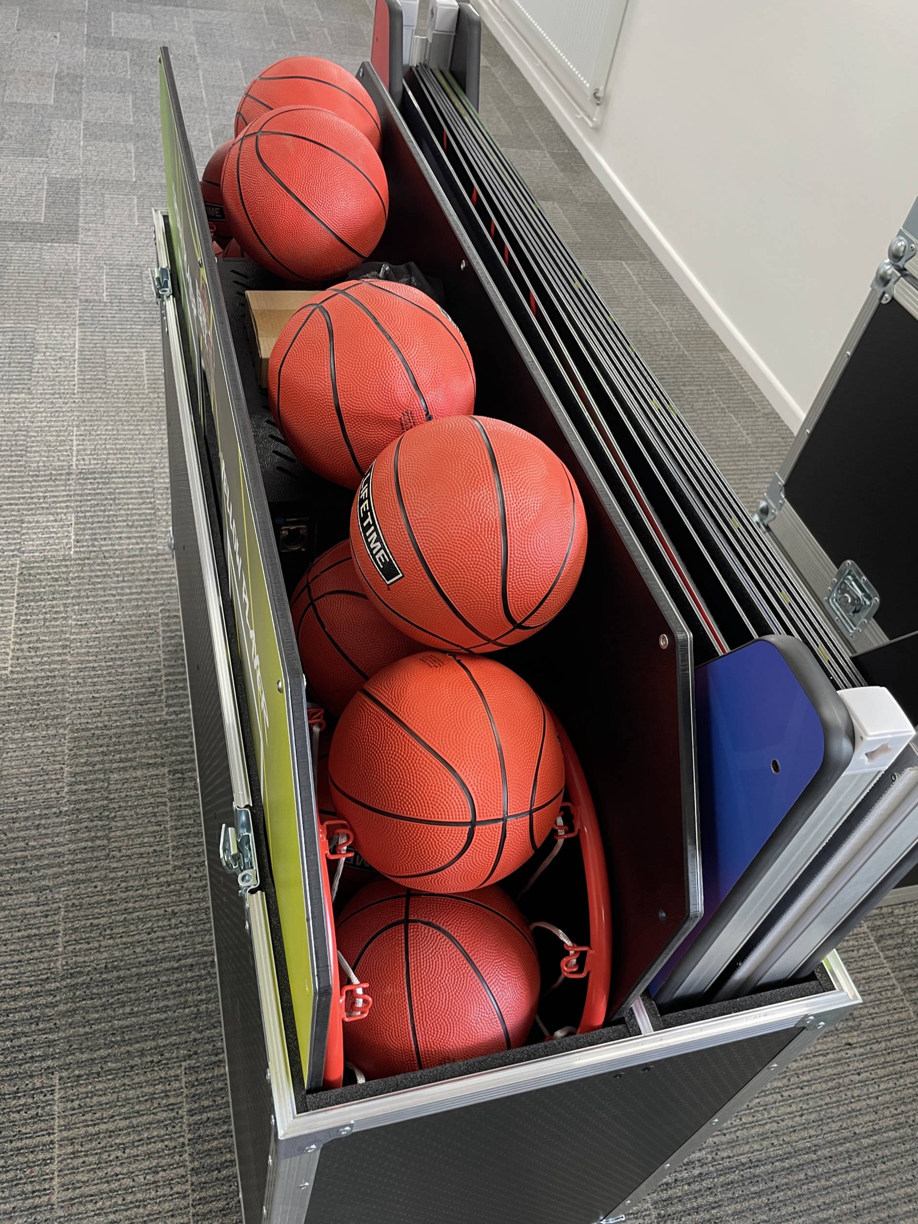 Flight cased basketball