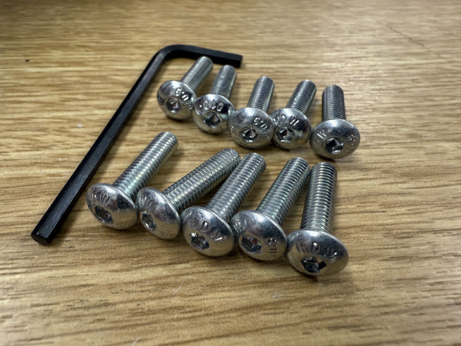 Branding screws & allen key (10)