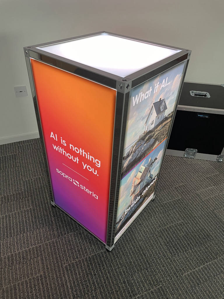 Illuminated safe cracker podium
