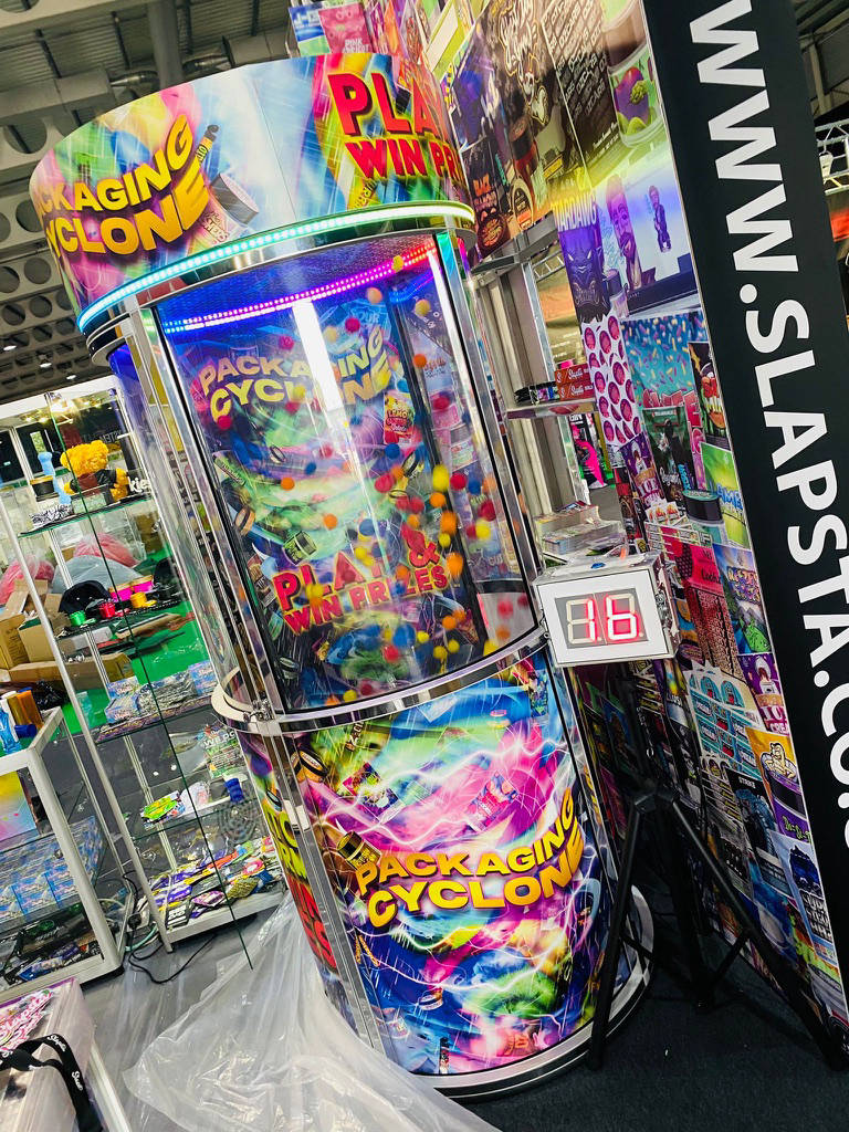 ball nado grabber game