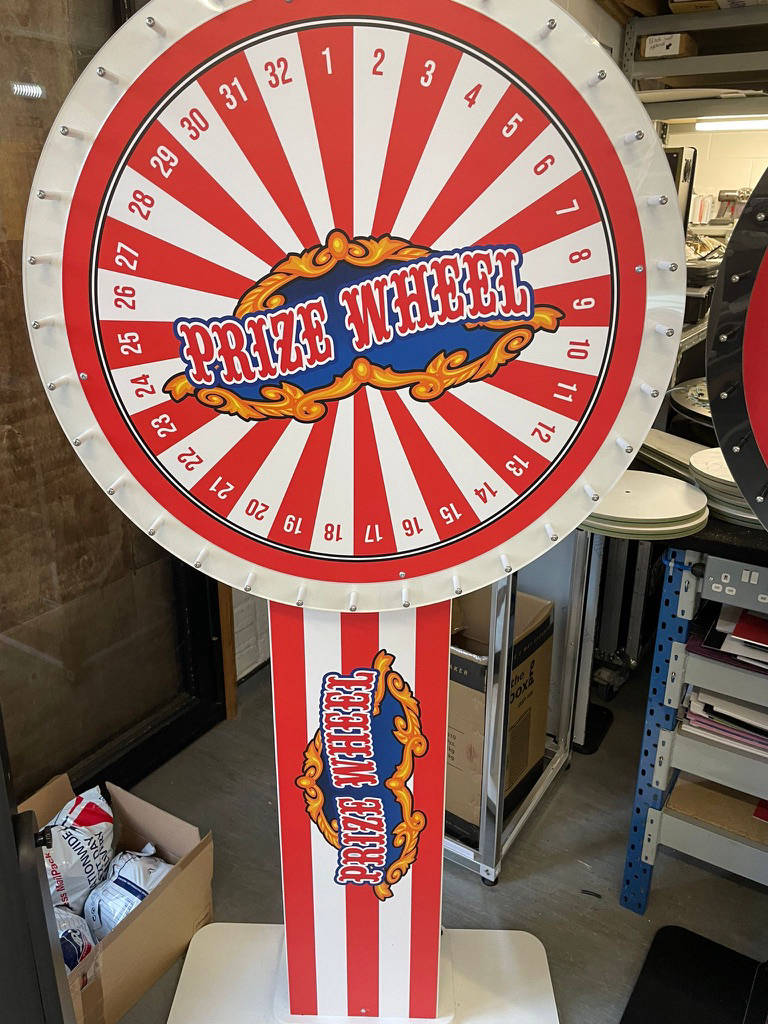 Portable prize wheel makers