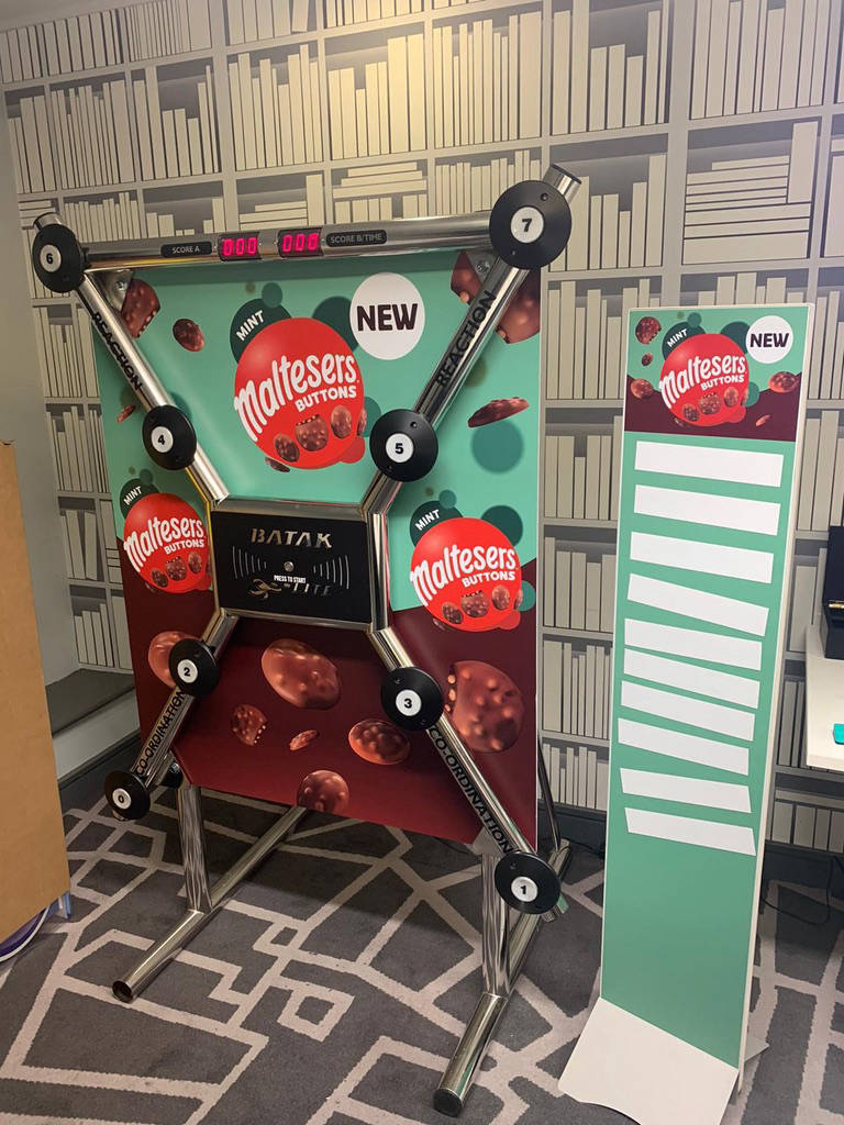 Branded batak game