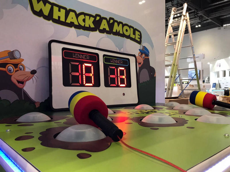 Arcade mole game