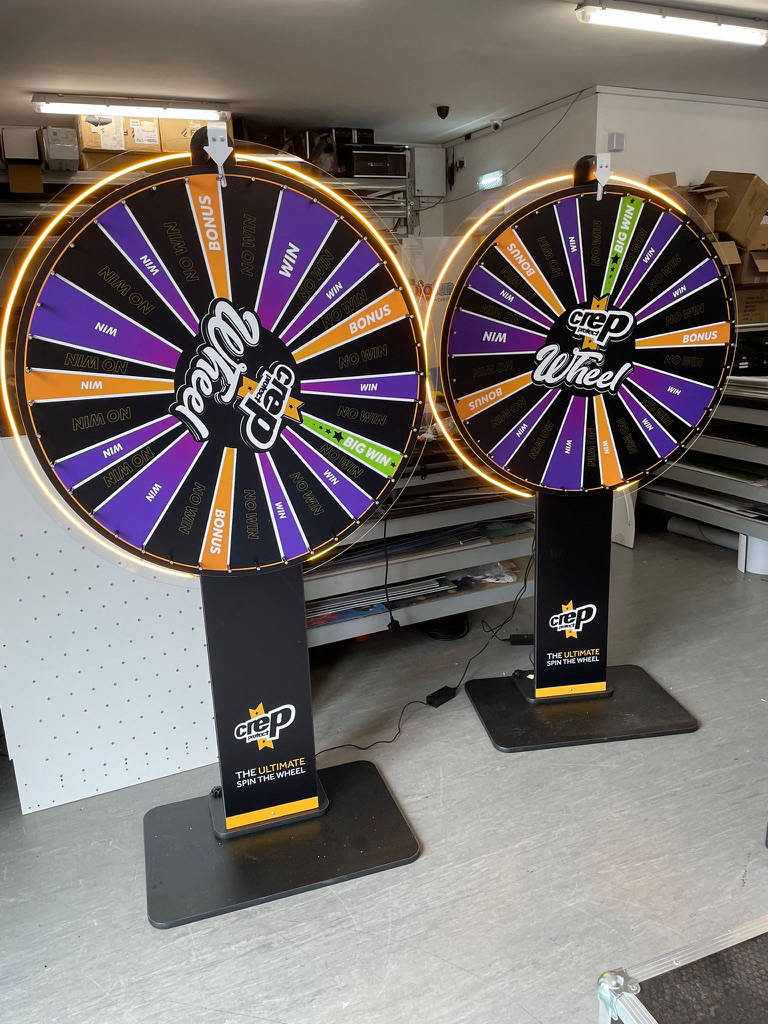Giant spinning wheel games